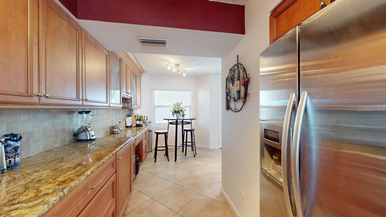 Image 13 of 37 For 6105 Bahia Del Mar Circle 682