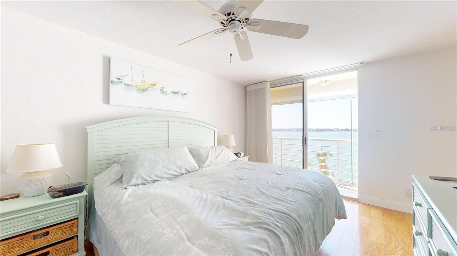 Image 16 of 37 For 6105 Bahia Del Mar Circle 682