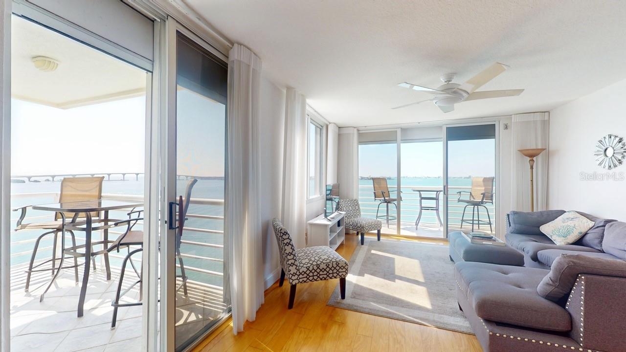 Image 20 of 37 For 6105 Bahia Del Mar Circle 682