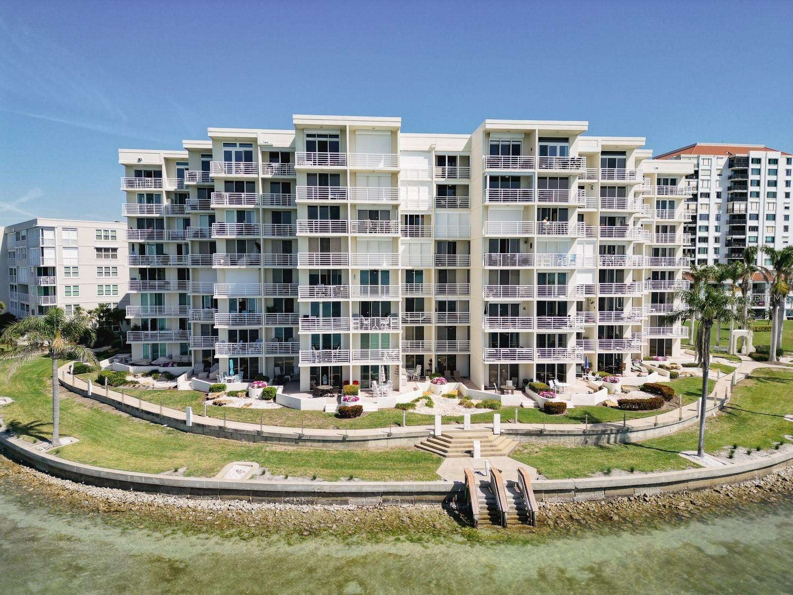 Image 33 of 37 For 6105 Bahia Del Mar Circle 682