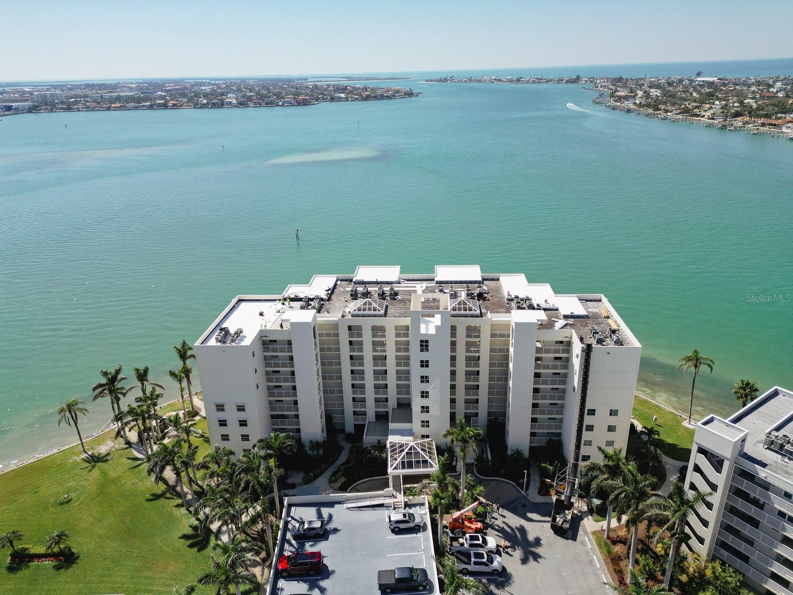 Image 34 of 37 For 6105 Bahia Del Mar Circle 682