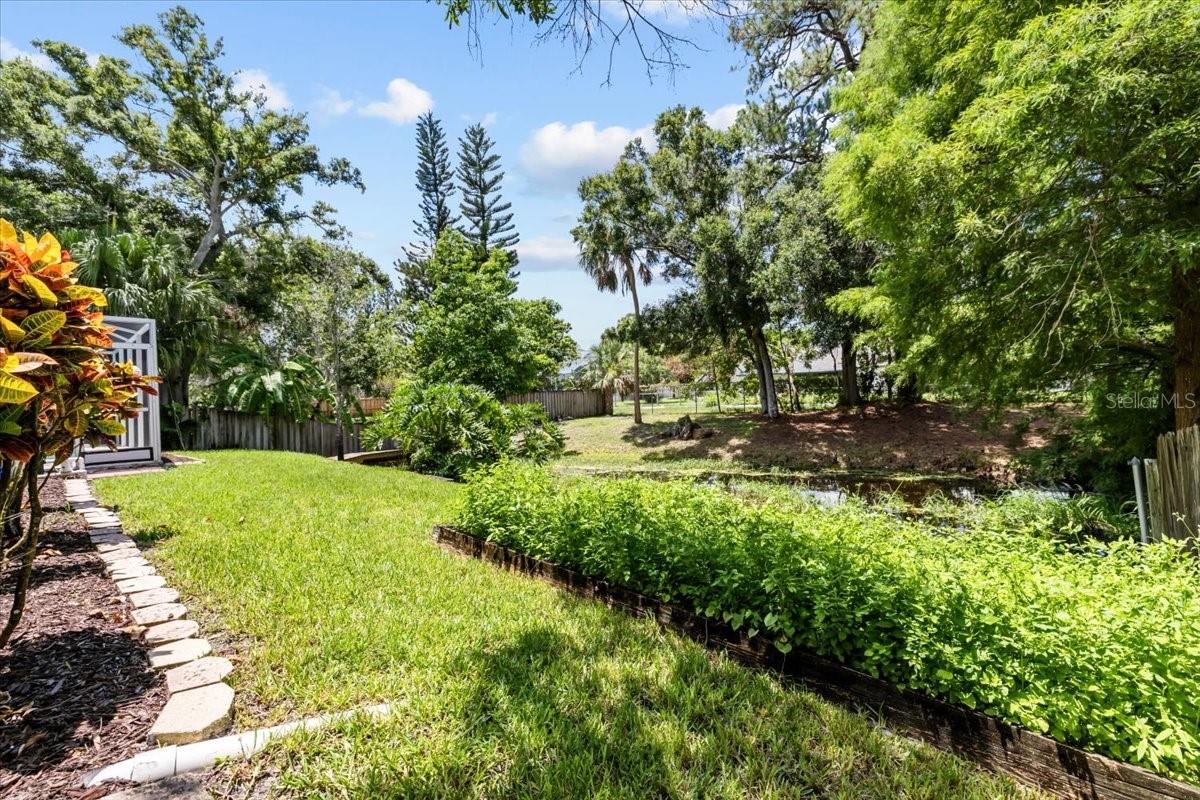 Image 10 of 49 For 6051 65th Avenue N