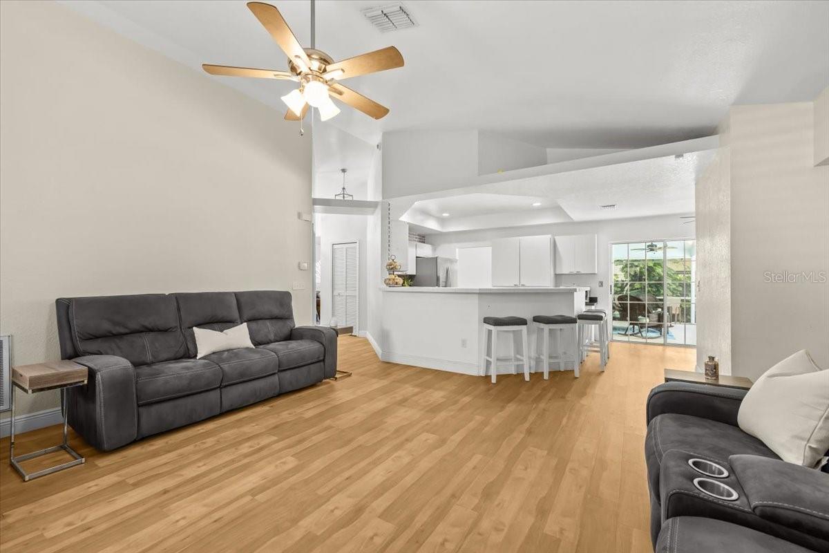 Image 23 of 49 For 6051 65th Avenue N