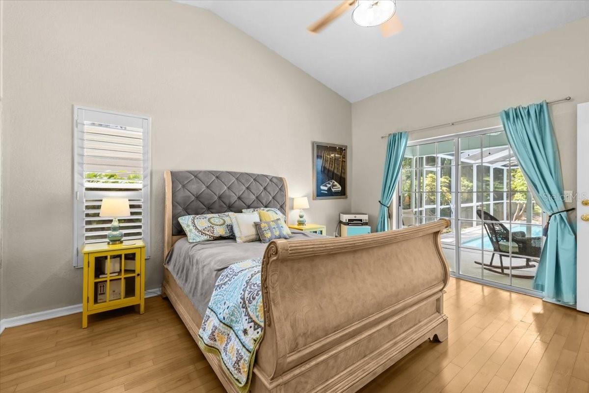 Image 27 of 49 For 6051 65th Avenue N