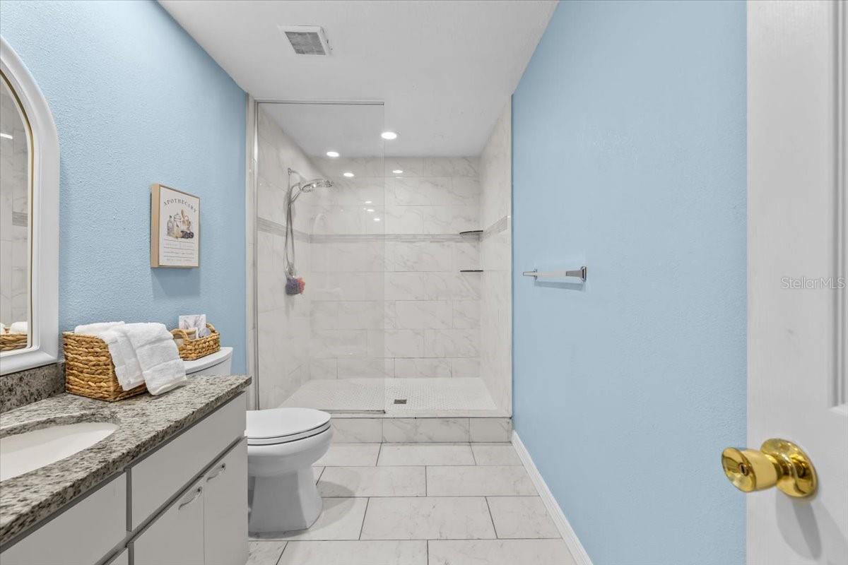 Image 42 of 49 For 6051 65th Avenue N