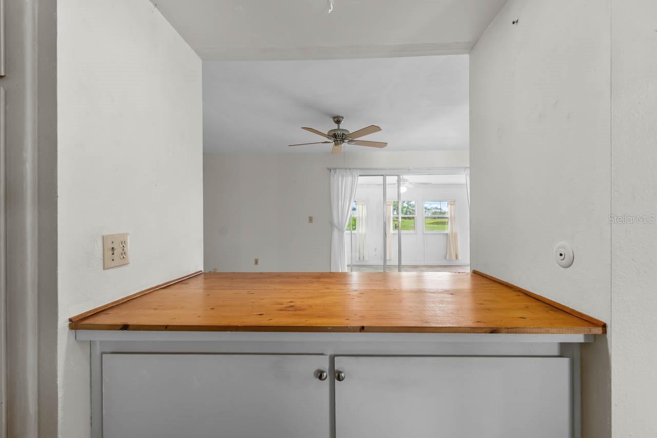 Image 11 of 43 For 913 Augusta Drive