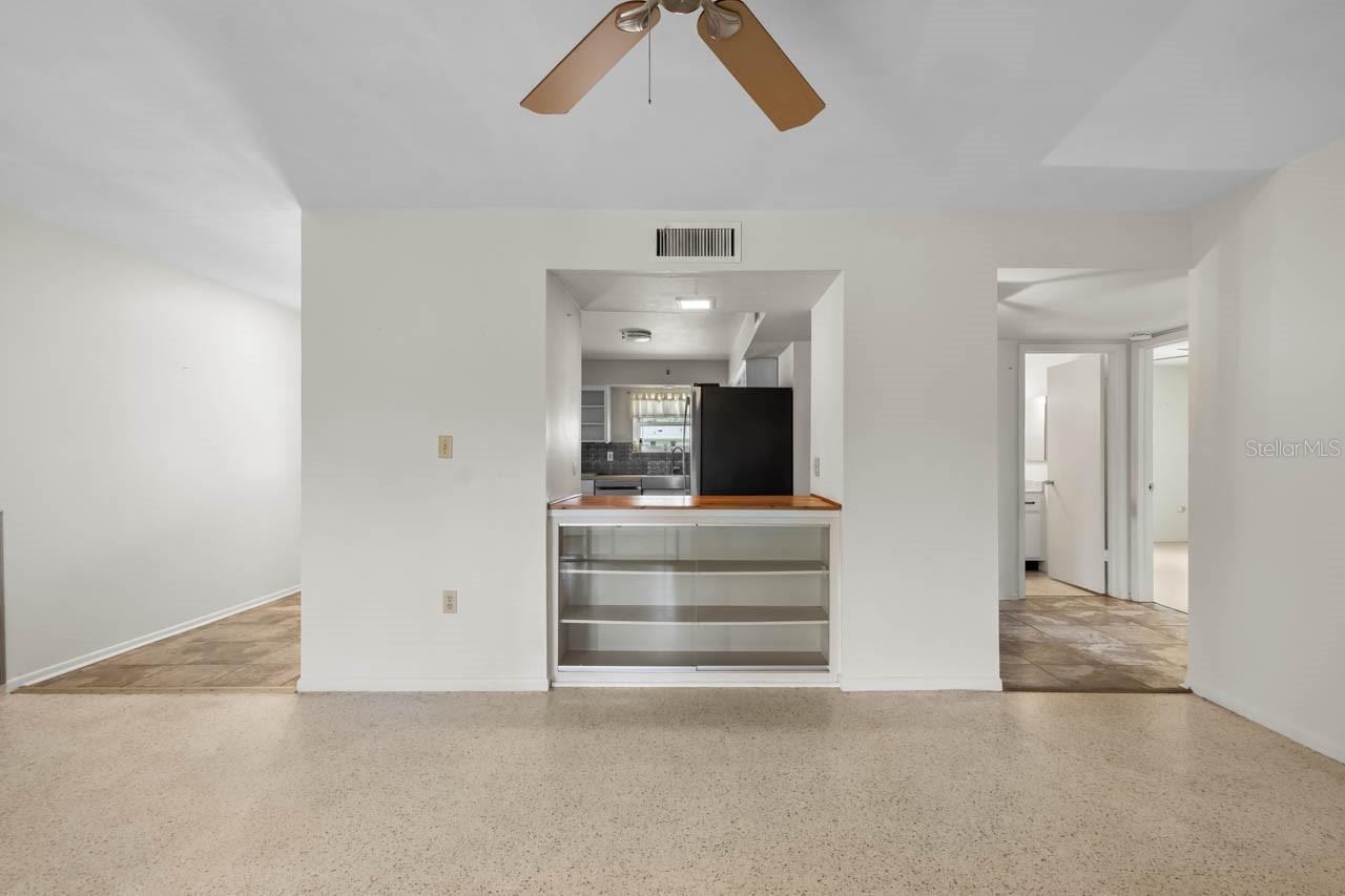 Image 12 of 43 For 913 Augusta Drive
