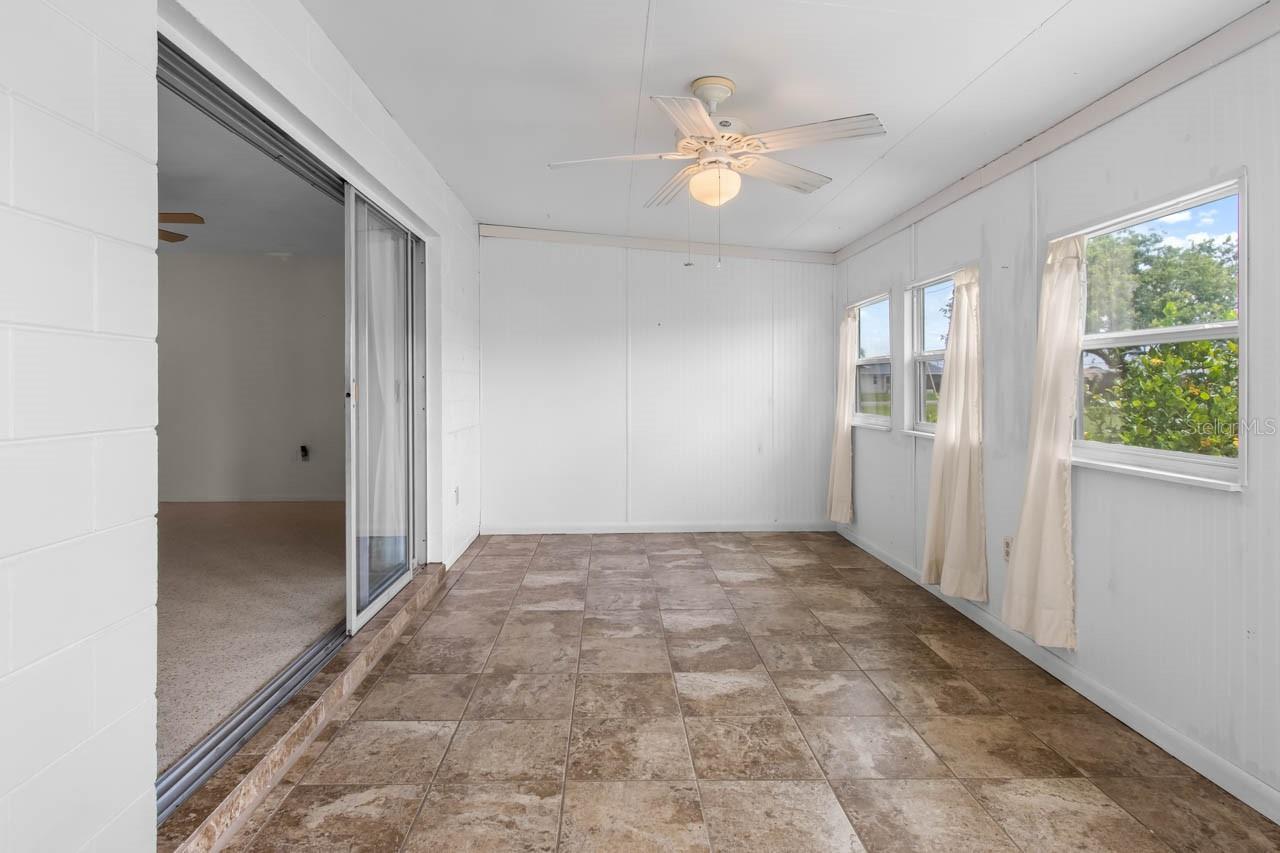 Image 16 of 43 For 913 Augusta Drive