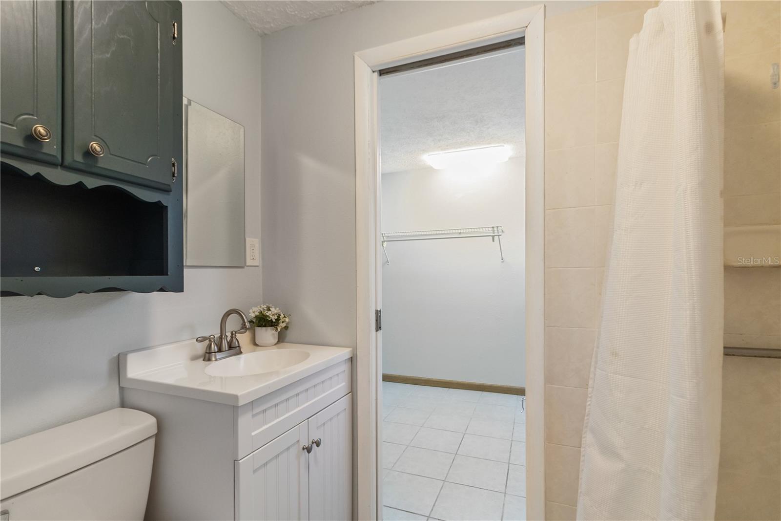 Listing photo id 11 for 4318 Mesa Drive