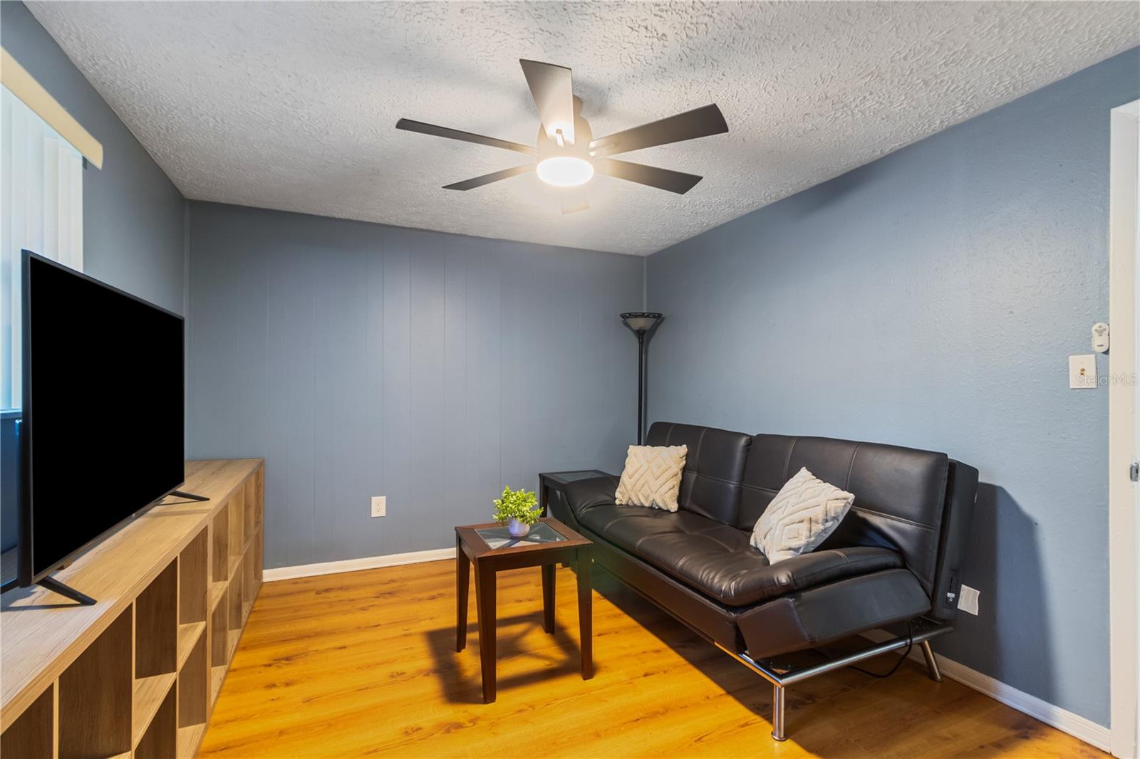 Listing photo id 13 for 4318 Mesa Drive