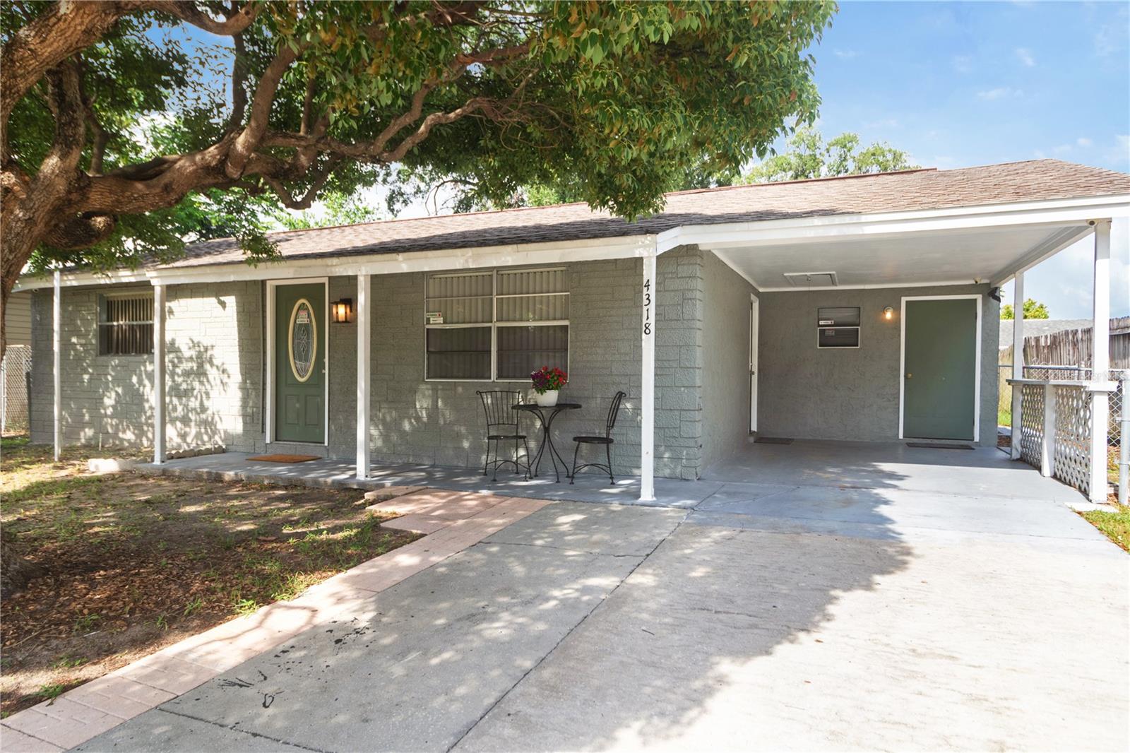 Listing photo id 0 for 4318 Mesa Drive
