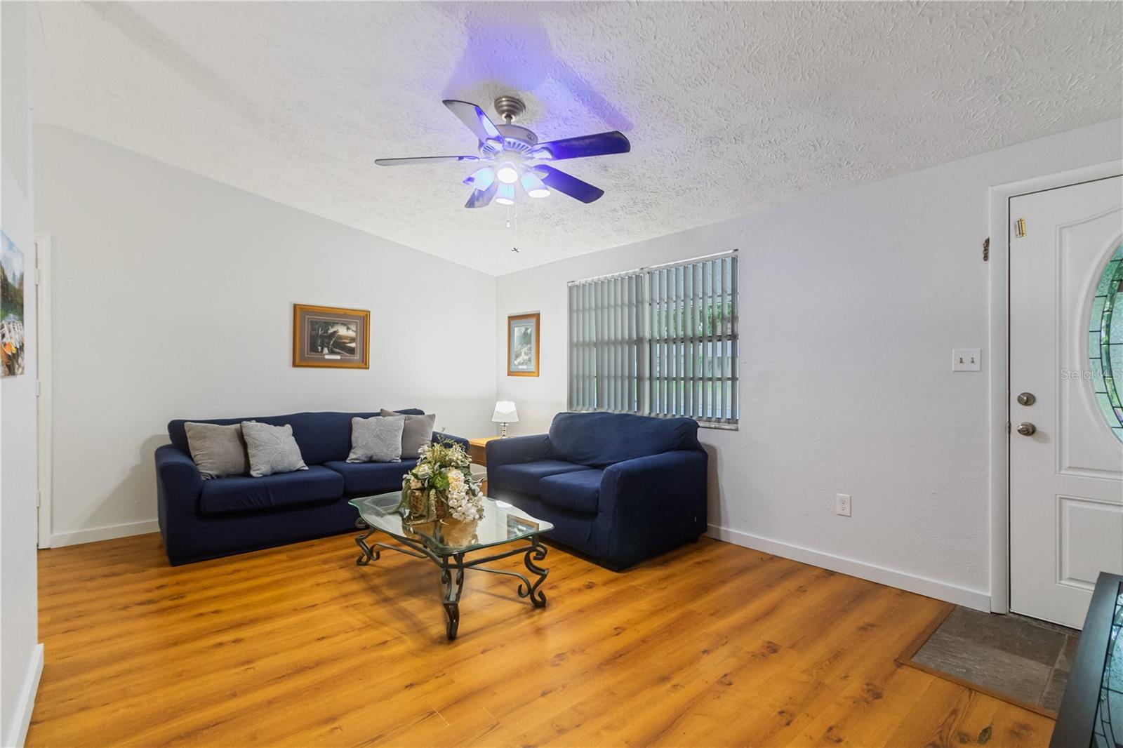 Listing photo id 2 for 4318 Mesa Drive