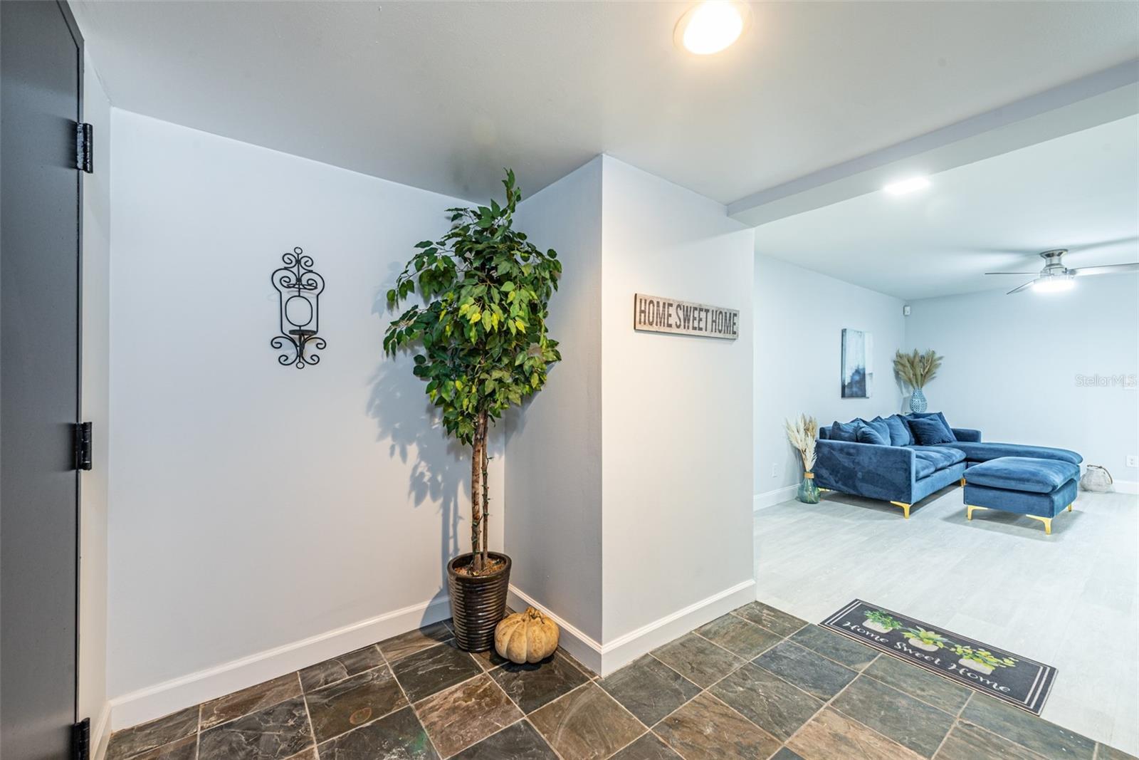 Image 8 of 34 For 5625 Atlantic Avenue N