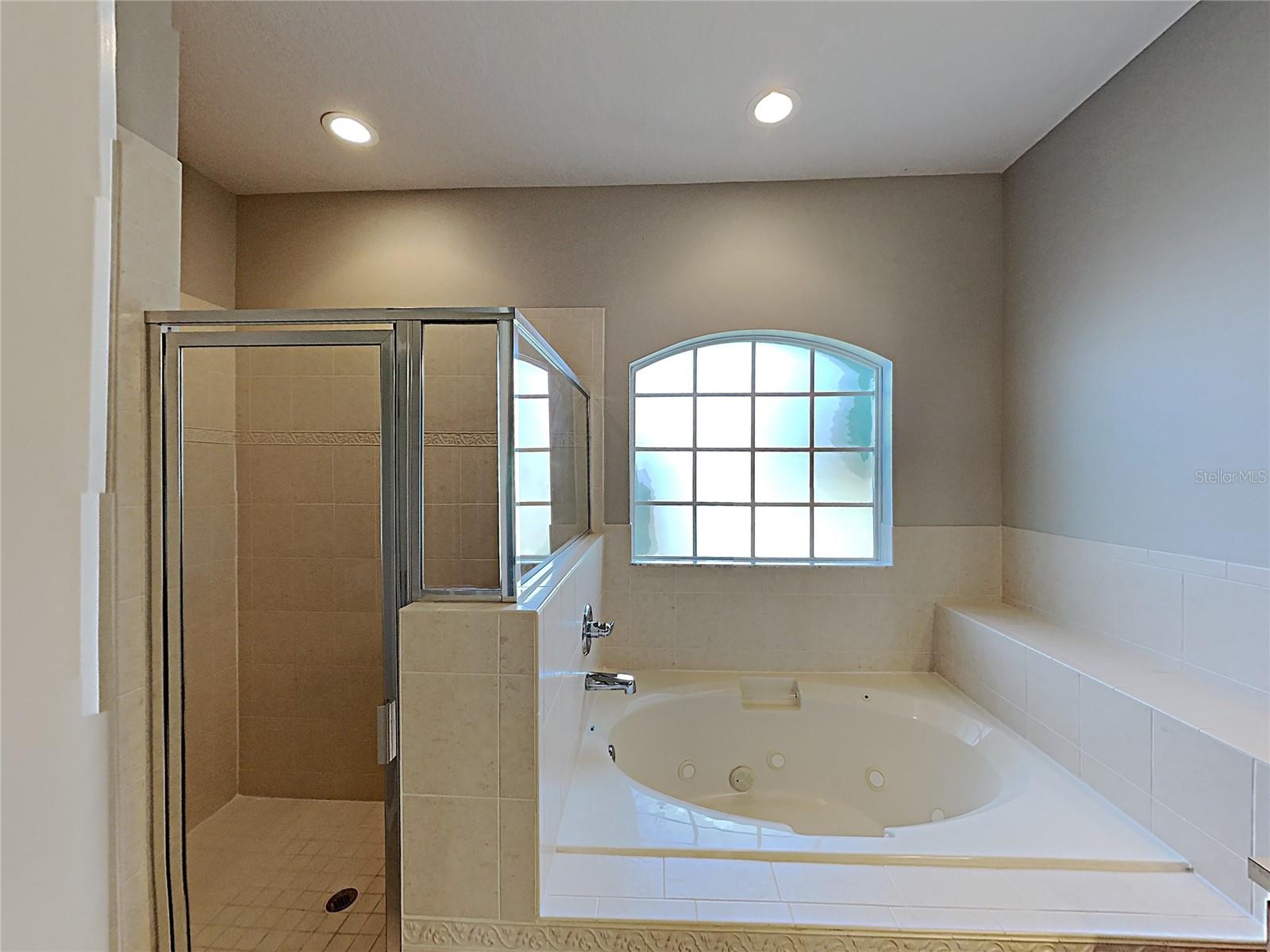 Image 2 of 24 For 3548 Longview Lane