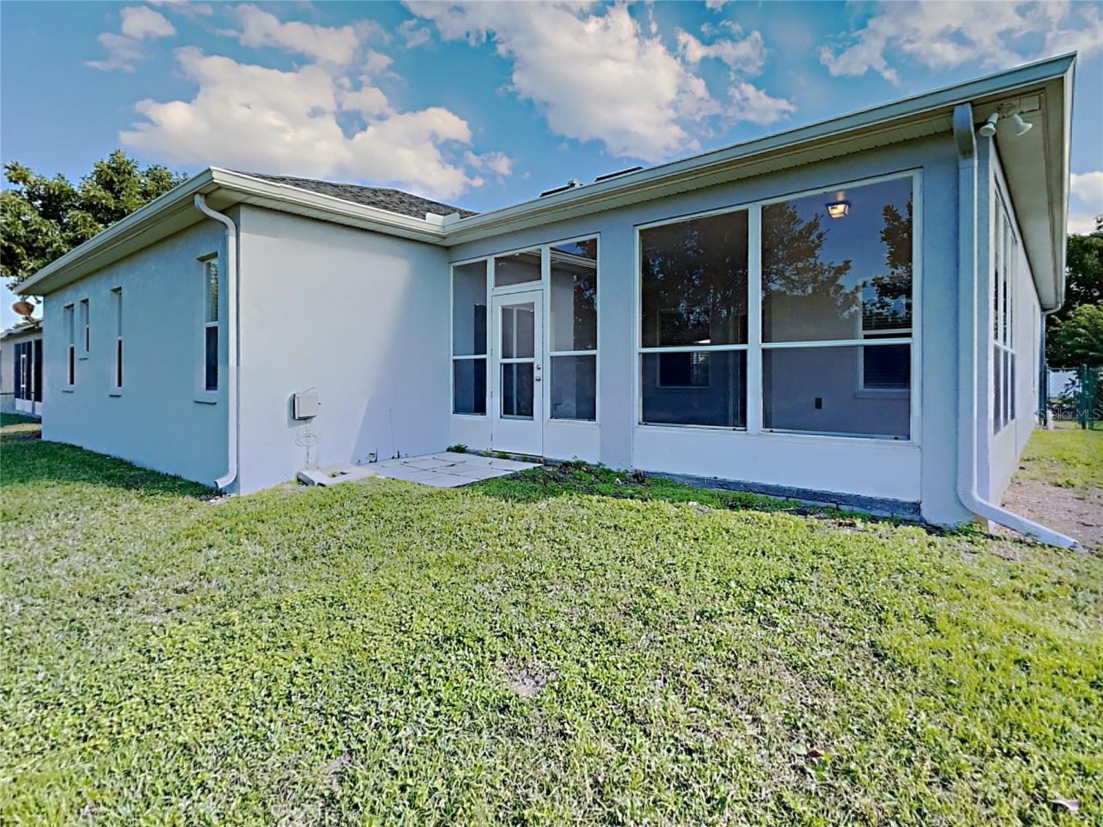 Image 23 of 24 For 3548 Longview Lane