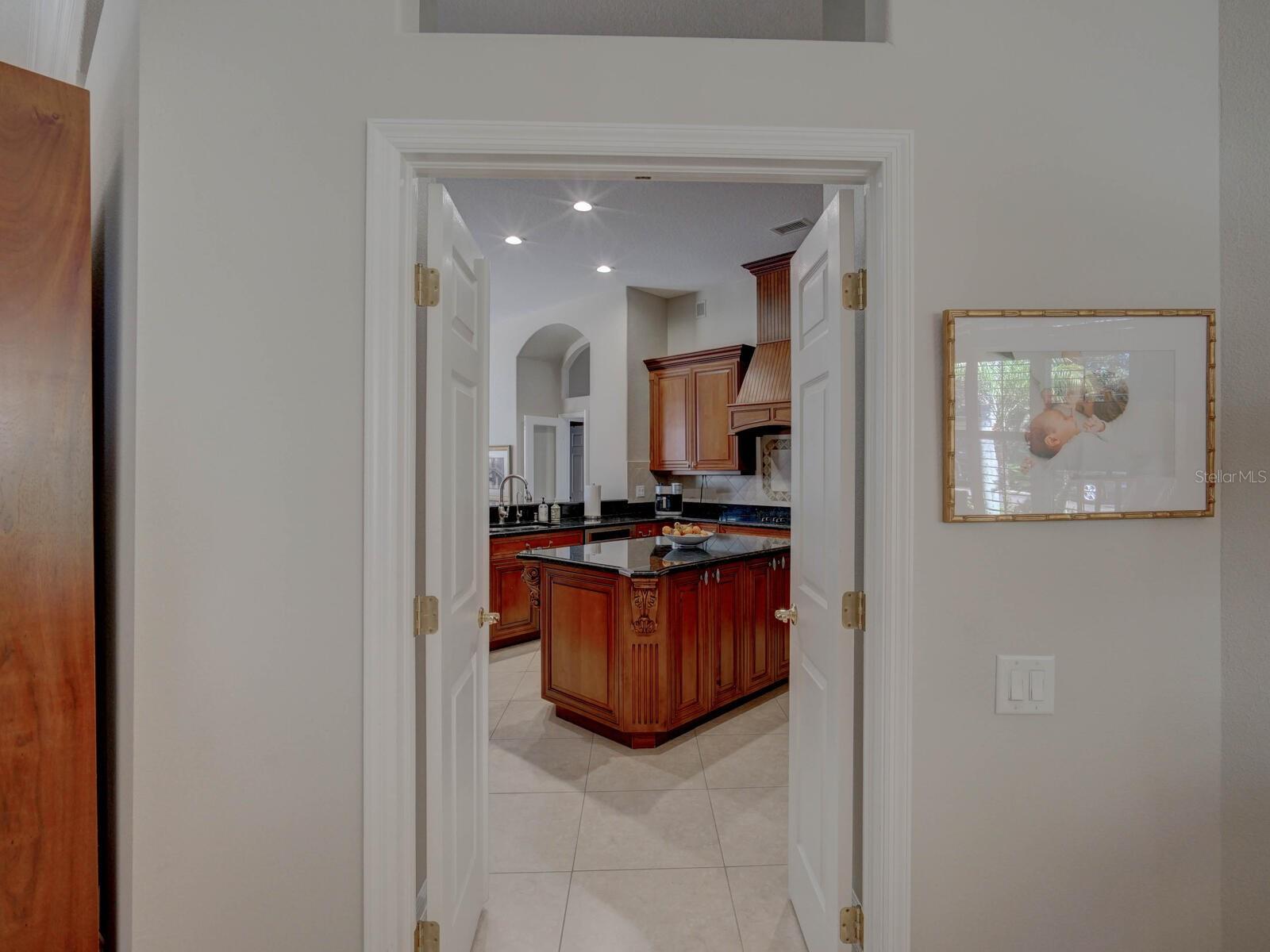 Image 14 of 59 For 4335 Clairidge Way