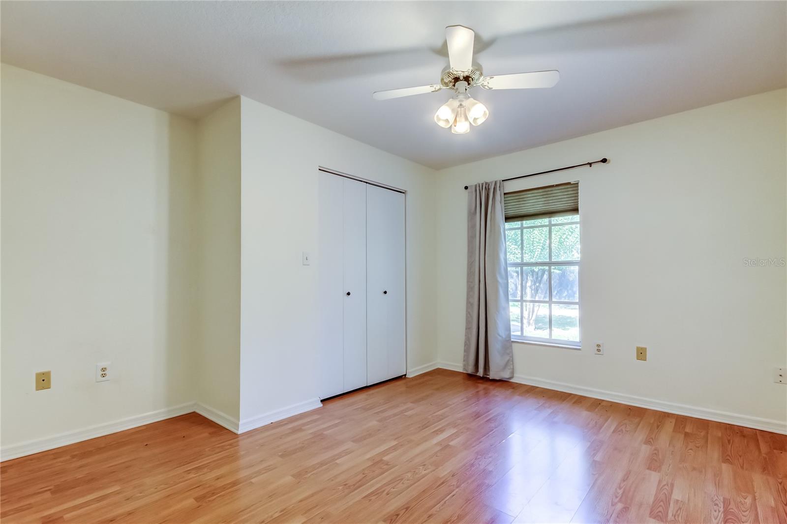 Image 47 of 59 For 17631 Grove View Drive