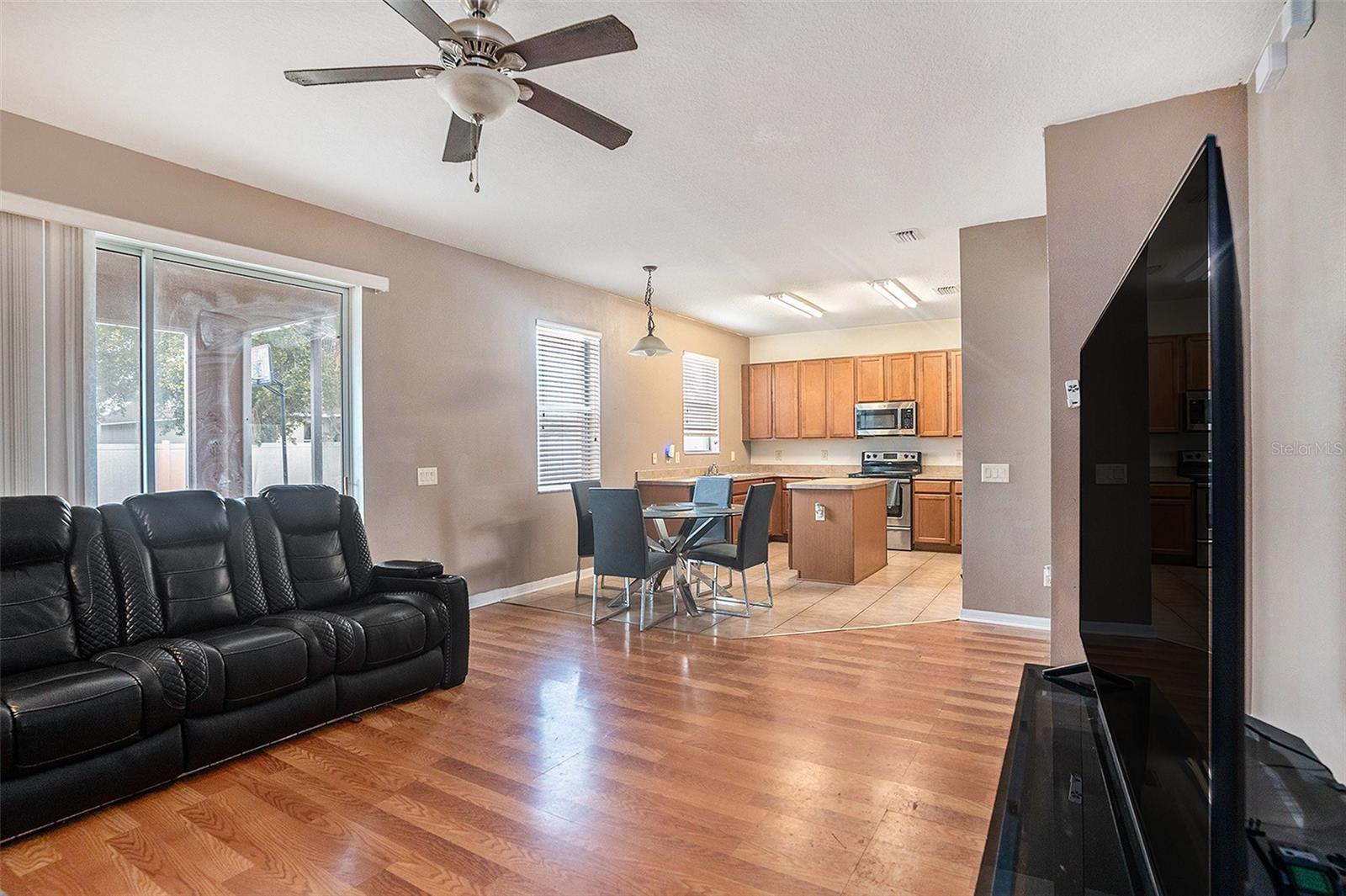 Image 13 of 34 For 7641 Armonk Lane
