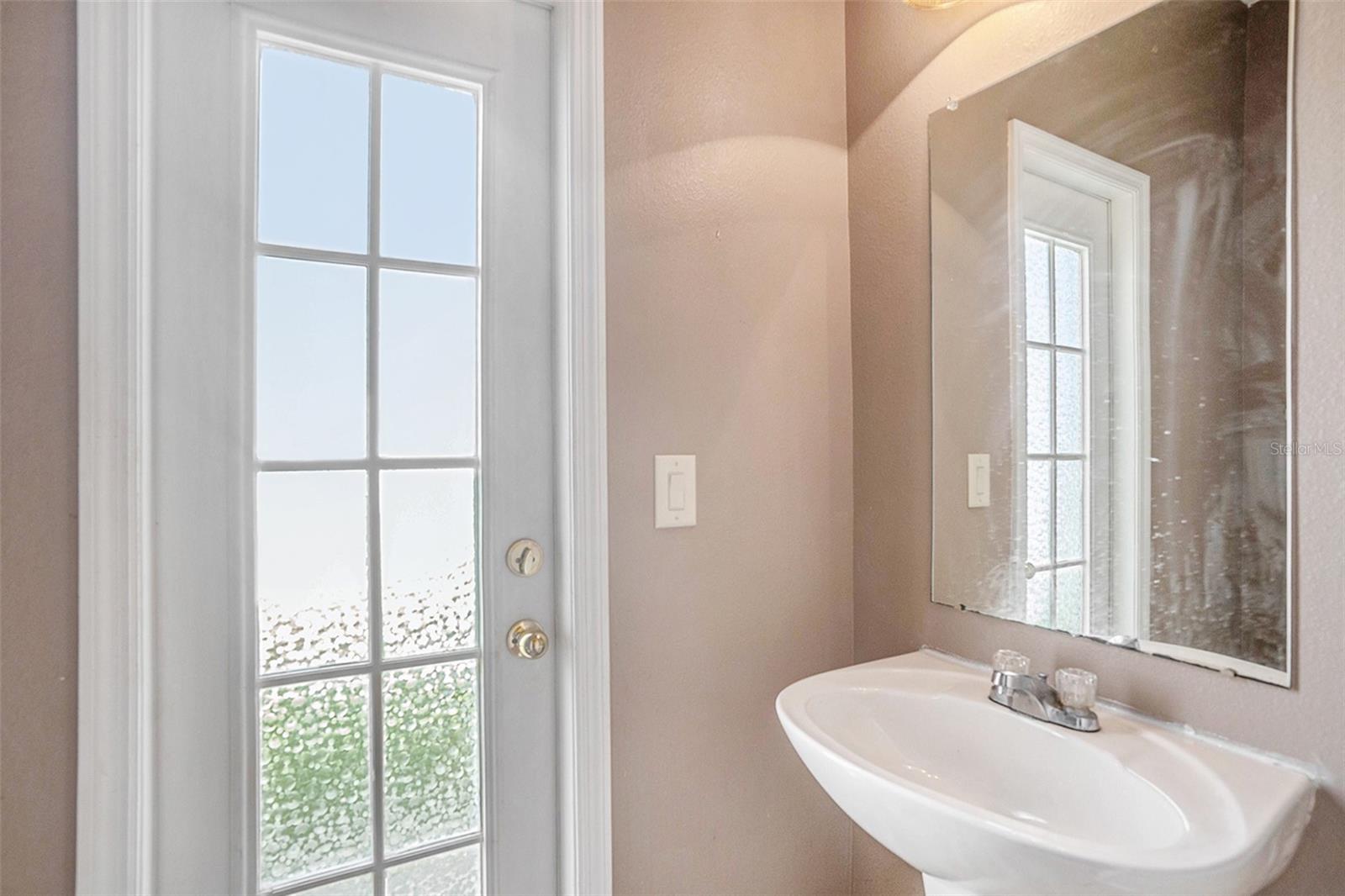 Image 14 of 34 For 7641 Armonk Lane