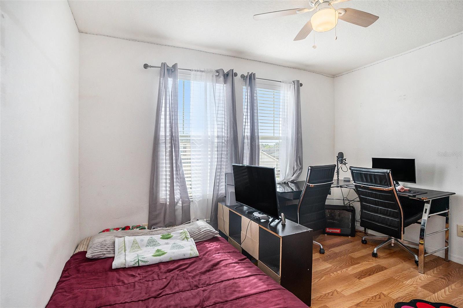 Image 17 of 34 For 7641 Armonk Lane