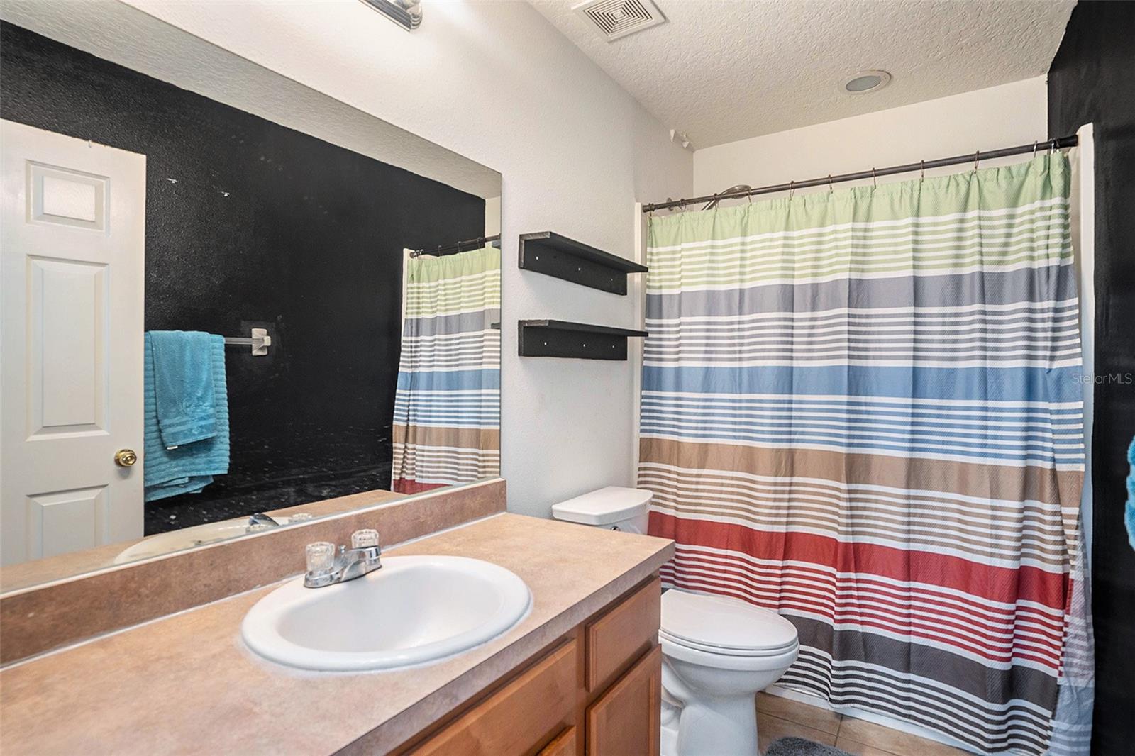 Image 18 of 34 For 7641 Armonk Lane