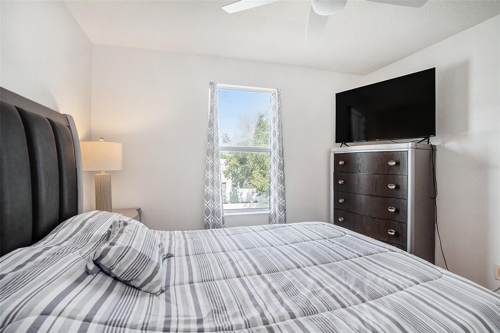 Image 20 of 34 For 7641 Armonk Lane