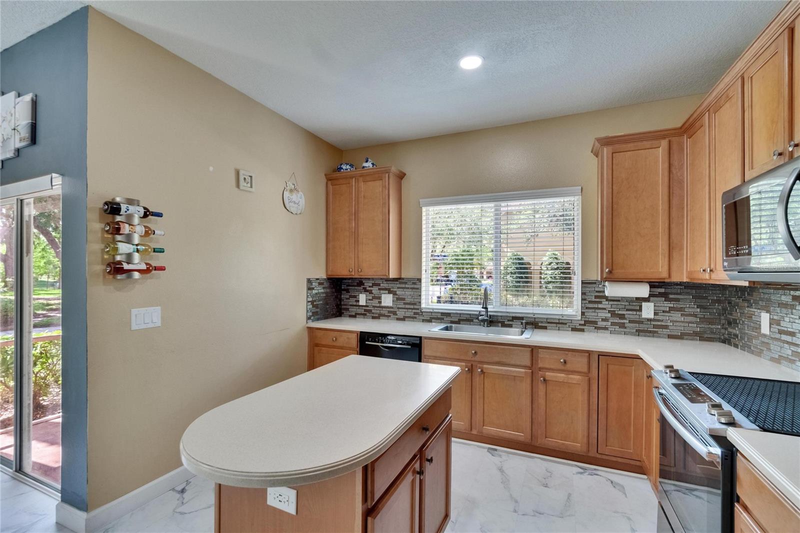 Image 13 of 51 For 10606 Shady Falls Court