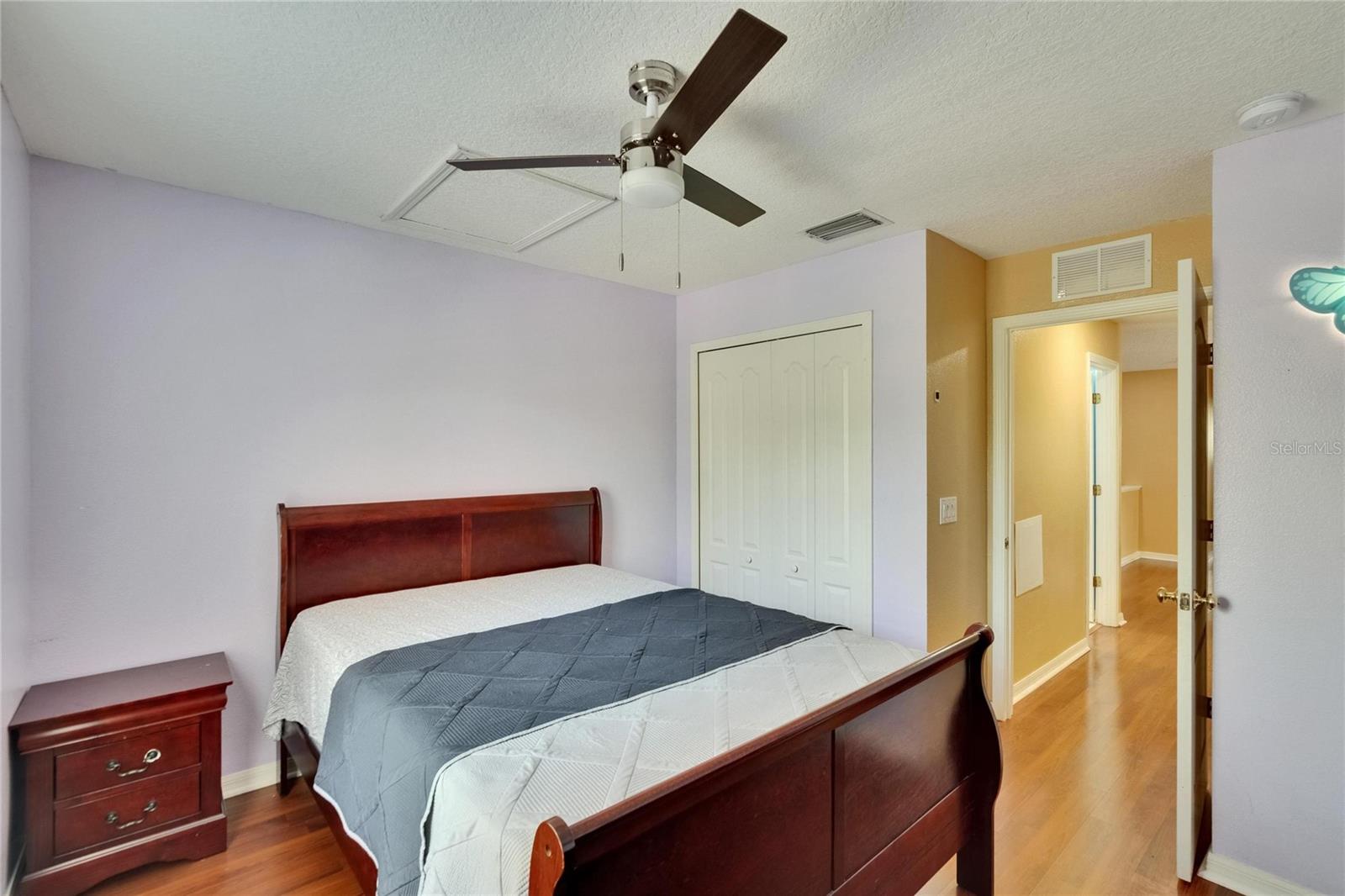 Image 31 of 51 For 10606 Shady Falls Court