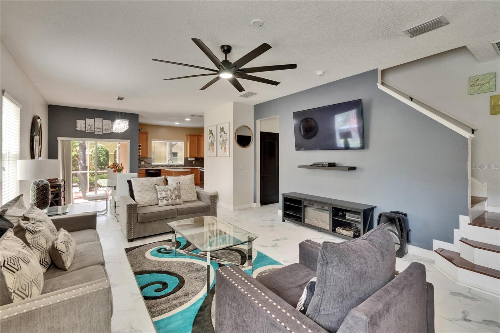 Image 5 of 51 For 10606 Shady Falls Court