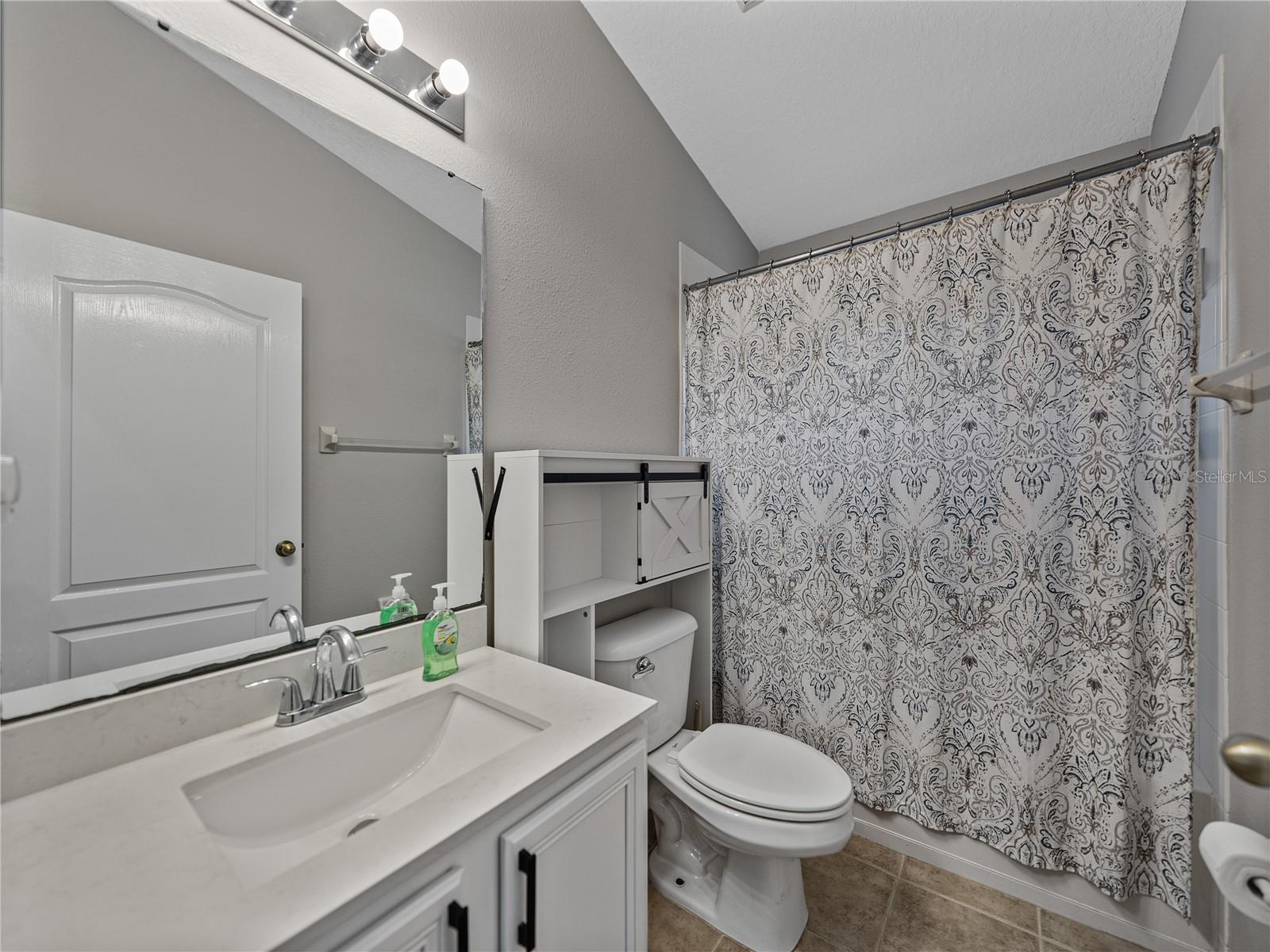 Listing photo id 26 for 1701 Bonita Bluff Court