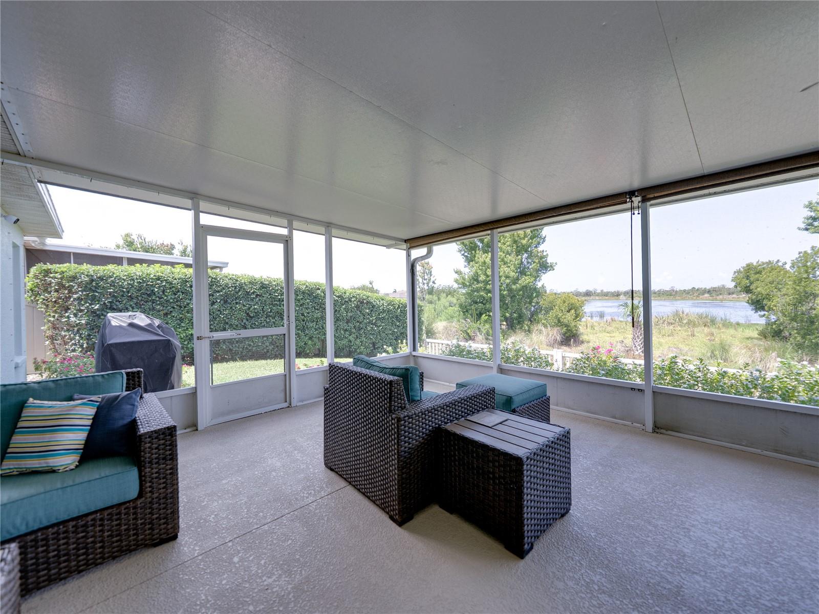 Listing photo id 47 for 1701 Bonita Bluff Court