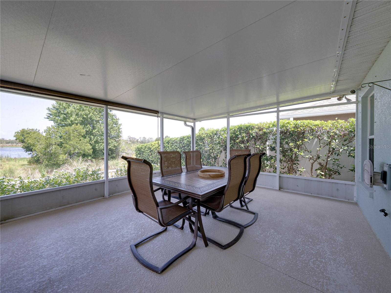Listing photo id 48 for 1701 Bonita Bluff Court