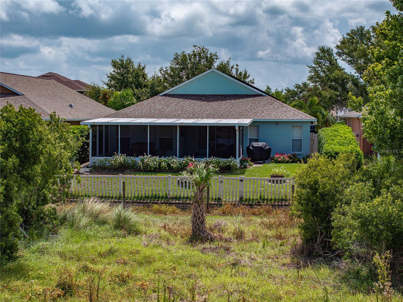 Listing photo id 54 for 1701 Bonita Bluff Court