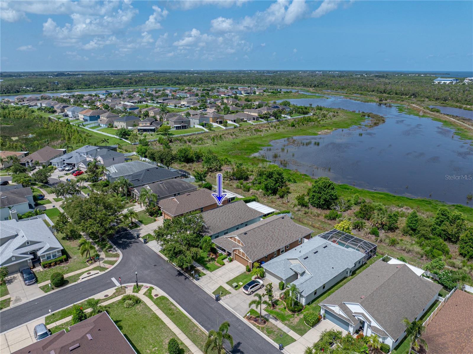 Listing photo id 68 for 1701 Bonita Bluff Court