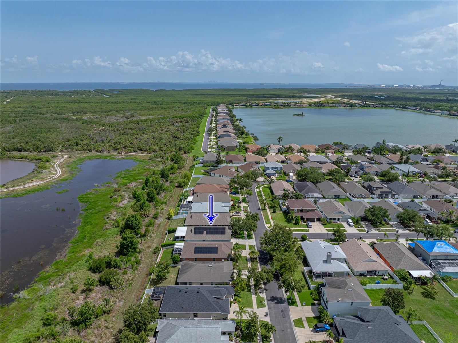 Listing photo id 78 for 1701 Bonita Bluff Court