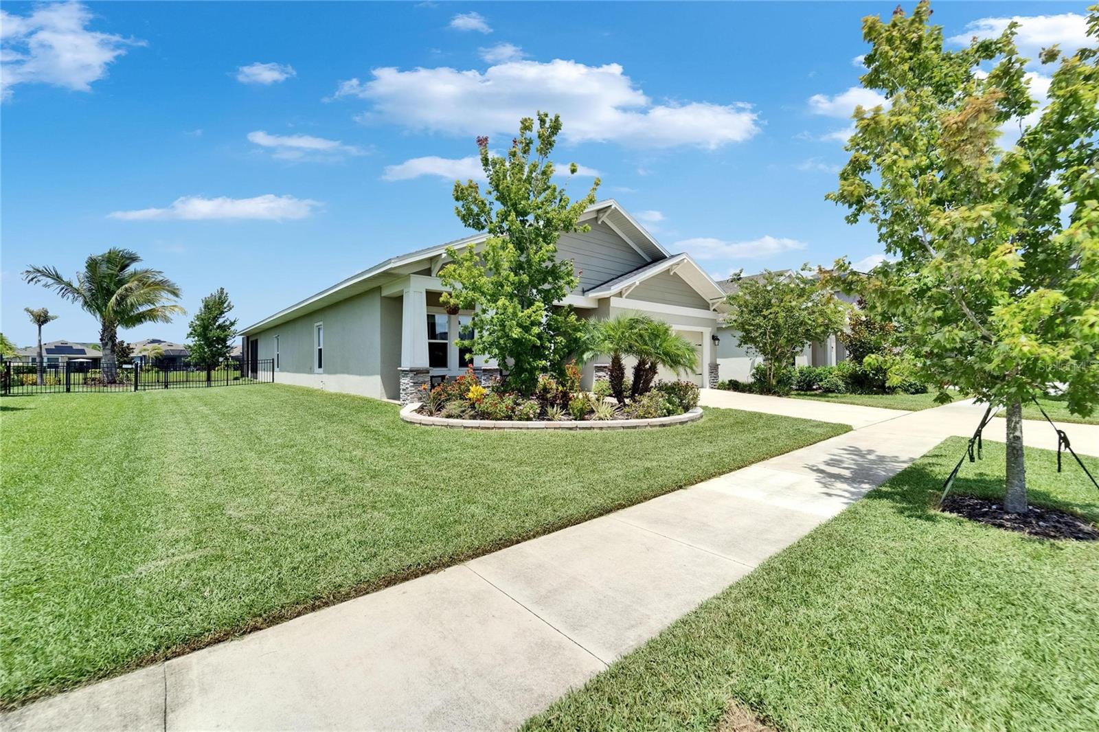 Listing photo id 0 for 7116 Estero Court