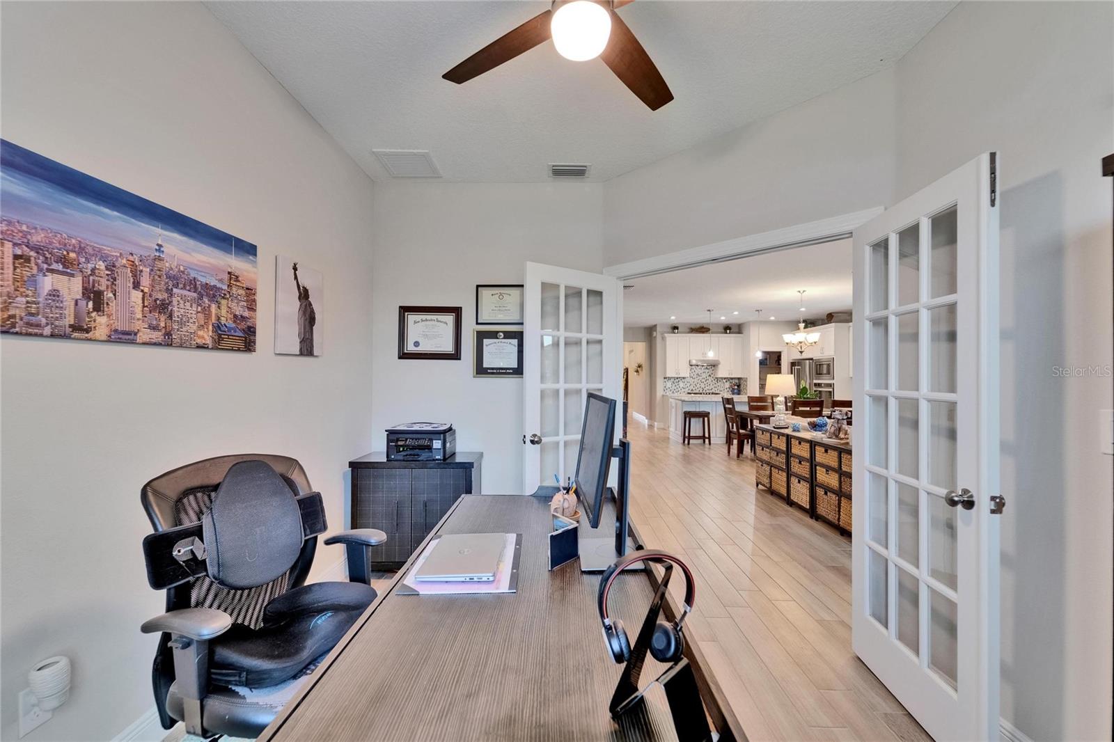 Listing photo id 24 for 7116 Estero Court