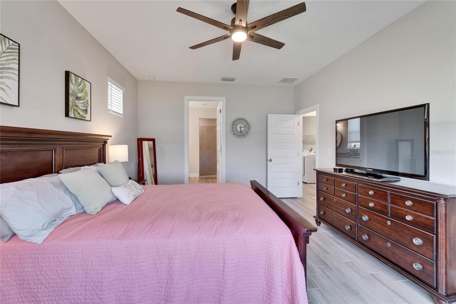Listing photo id 30 for 7116 Estero Court