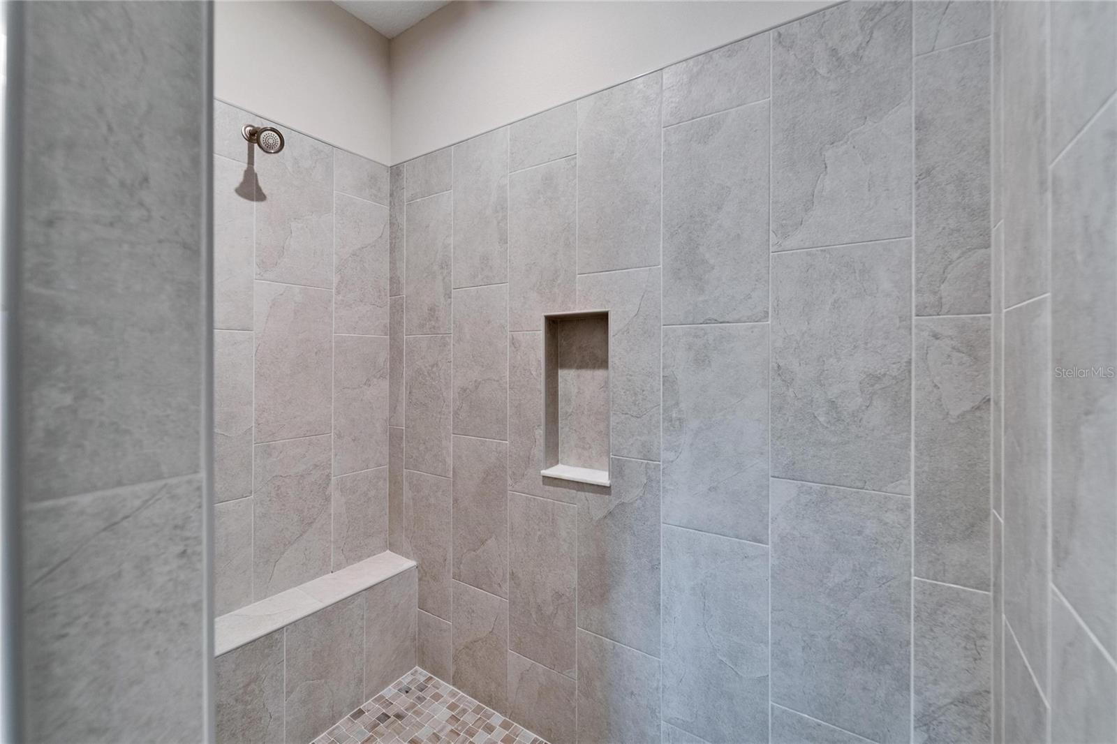 Listing photo id 34 for 7116 Estero Court