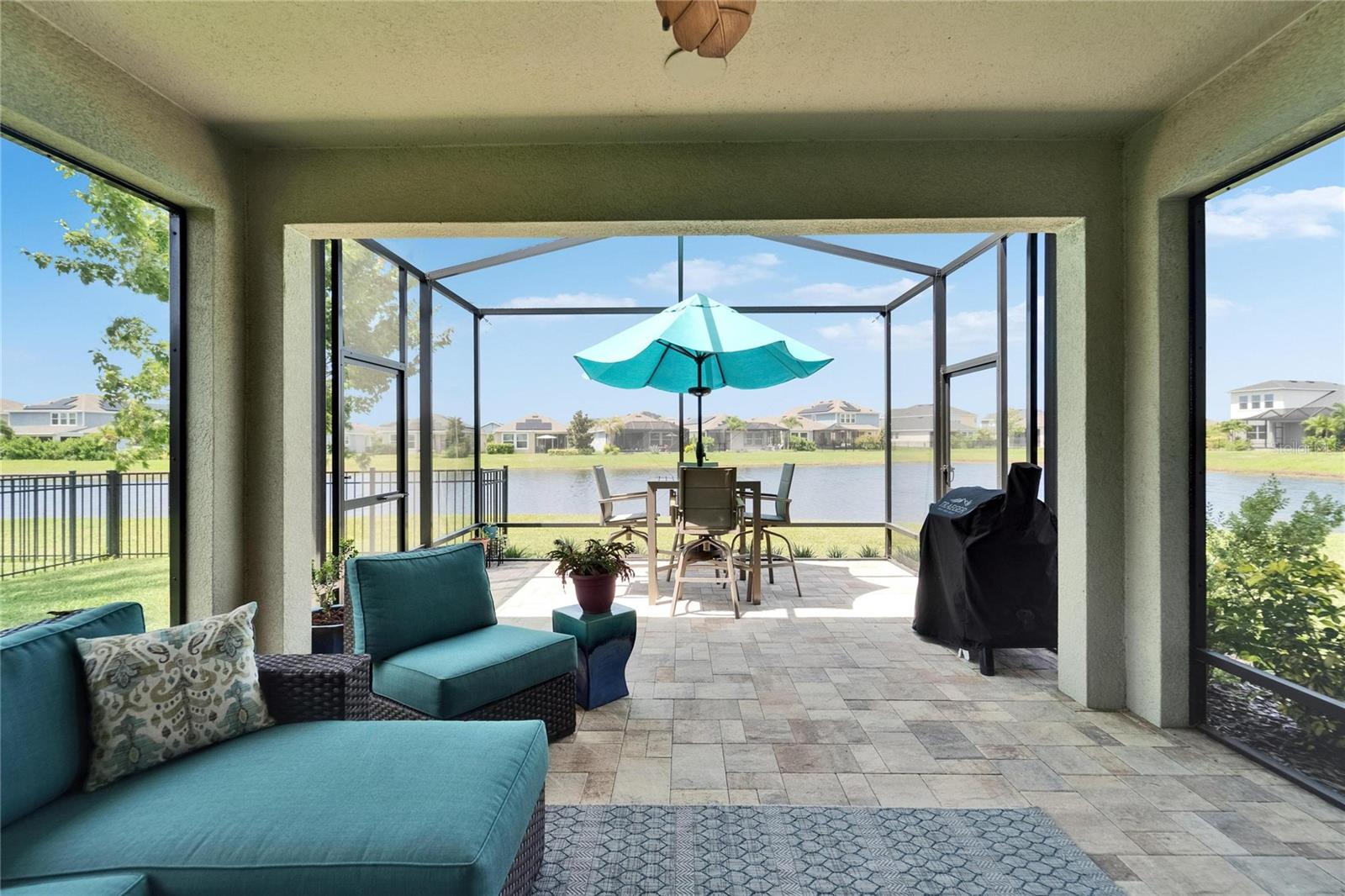 Listing photo id 5 for 7116 Estero Court