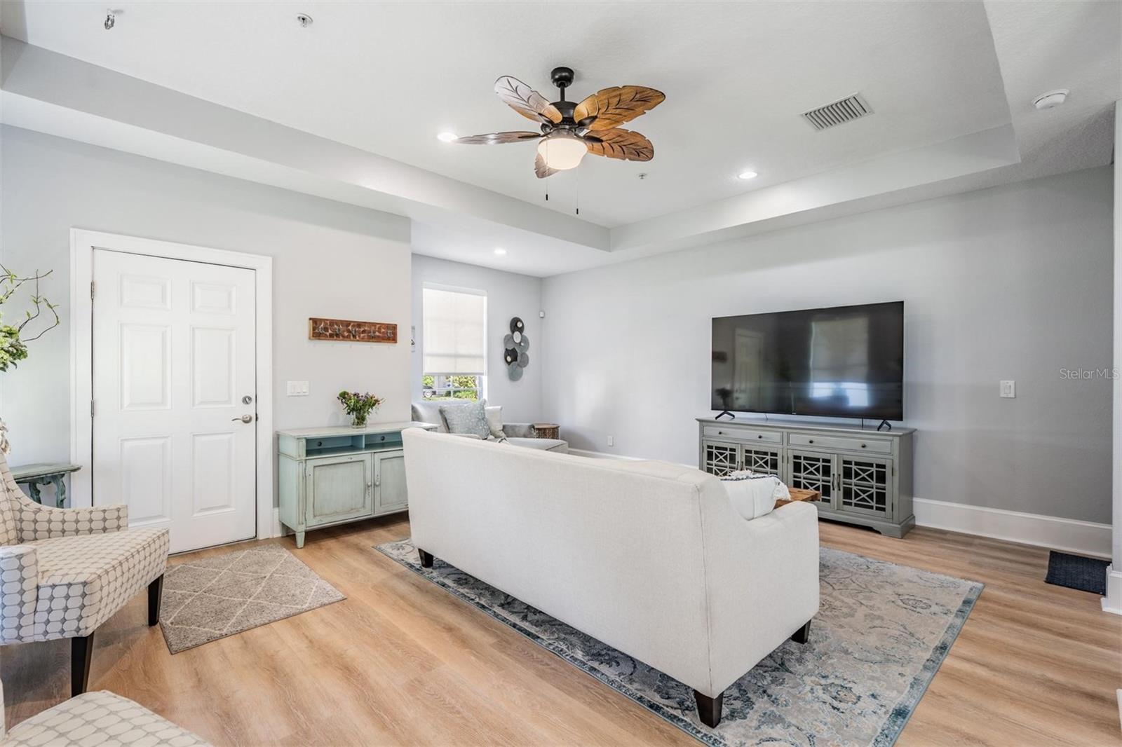 Image 15 of 44 For 5528 Liberty Plain Circle