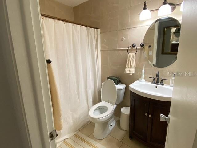 Image 11 of 17 For 722 116th Avenue N 2004