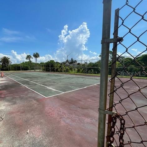 Image 24 of 27 For 722 116th Avenue N 2004