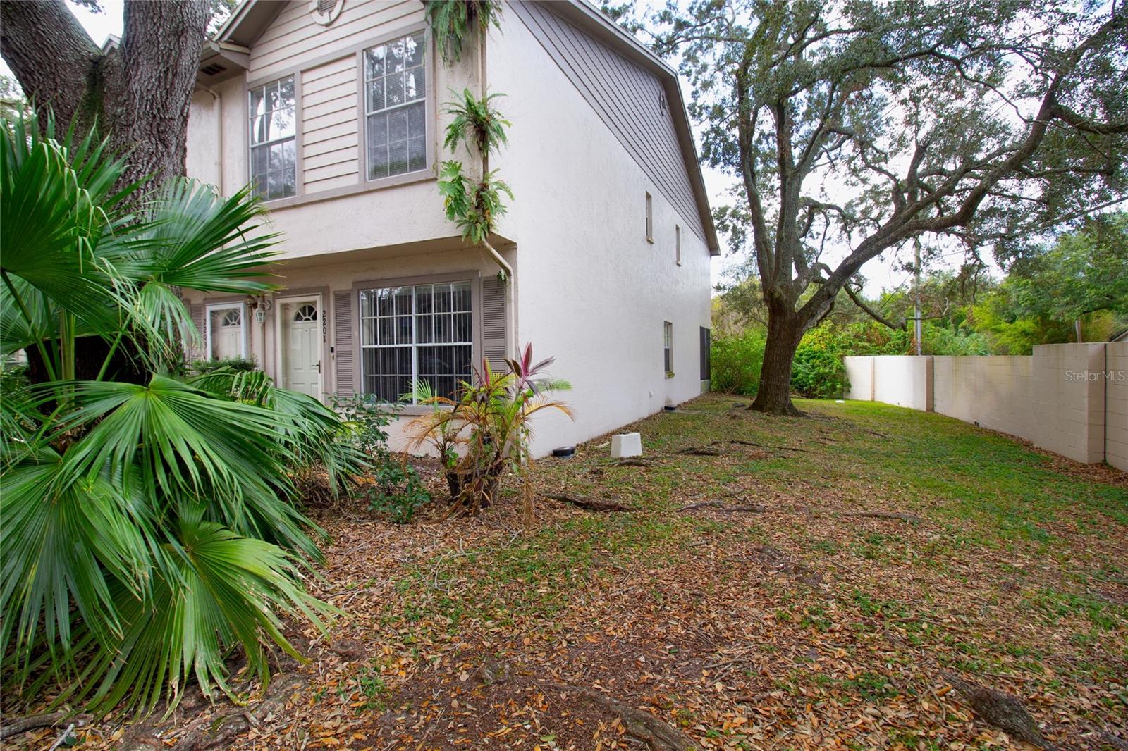 Image 42 of 44 For 2201 Fletchers Point Circle