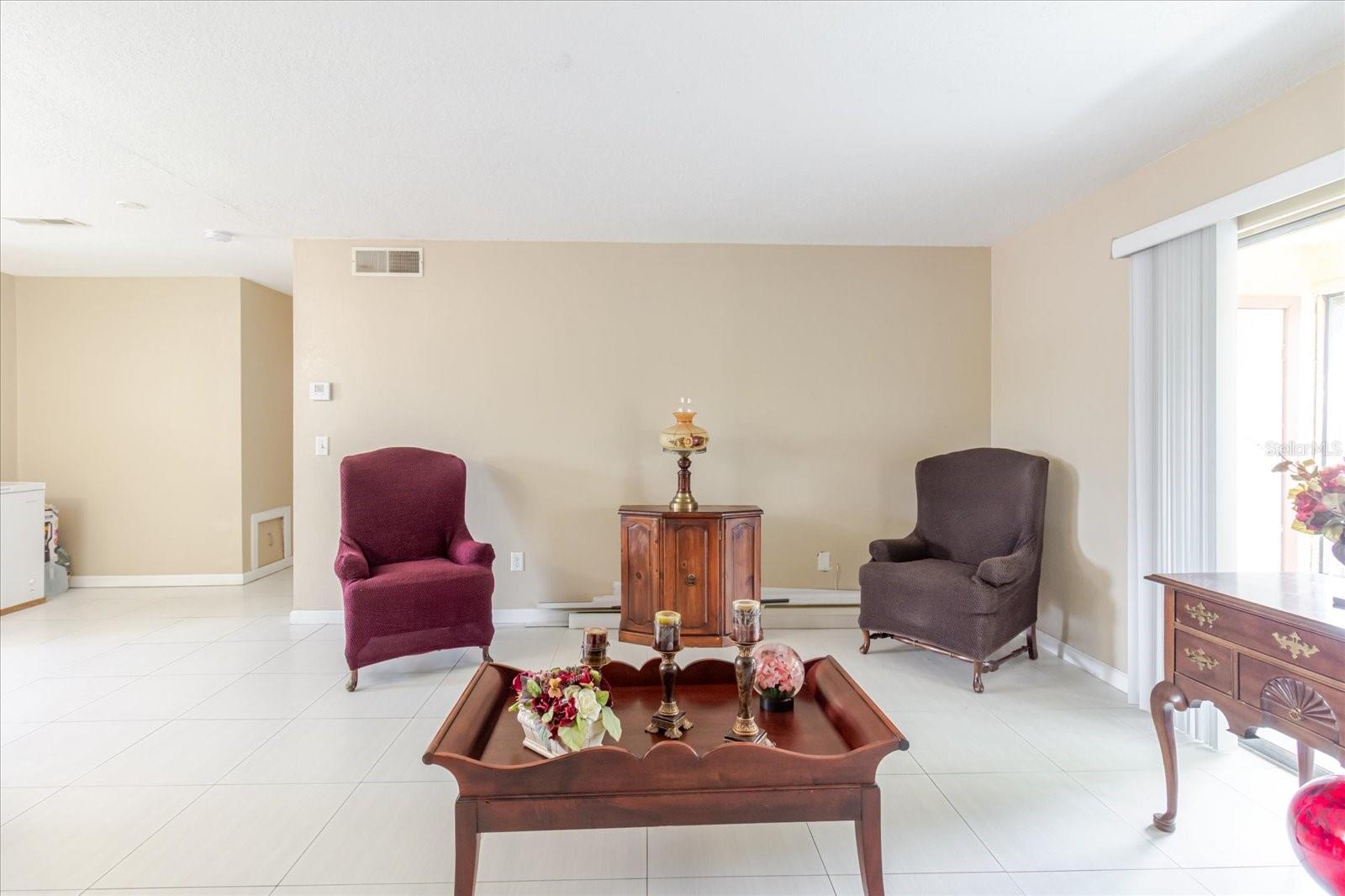 Image 10 of 37 For 4030 Cortez Drive C