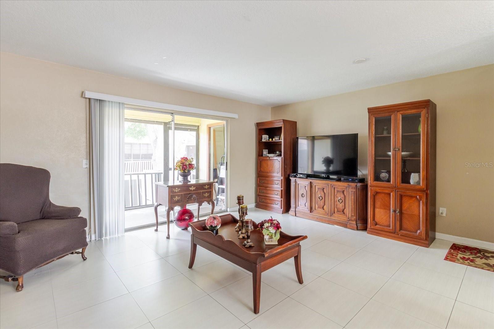 Image 9 of 37 For 4030 Cortez Drive C