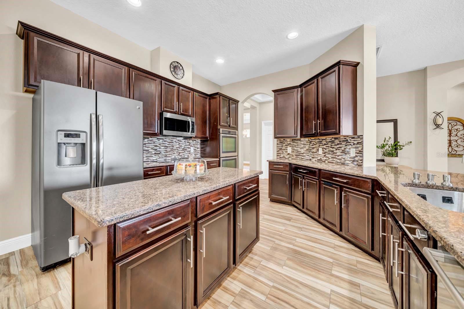 Image 11 of 65 For 32624 Summerglade Drive