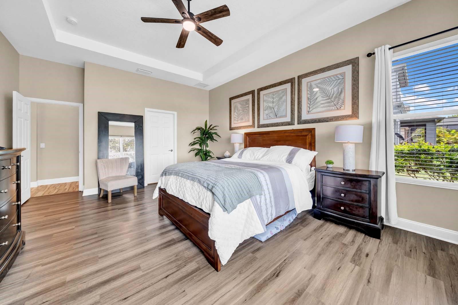 Image 17 of 65 For 32624 Summerglade Drive