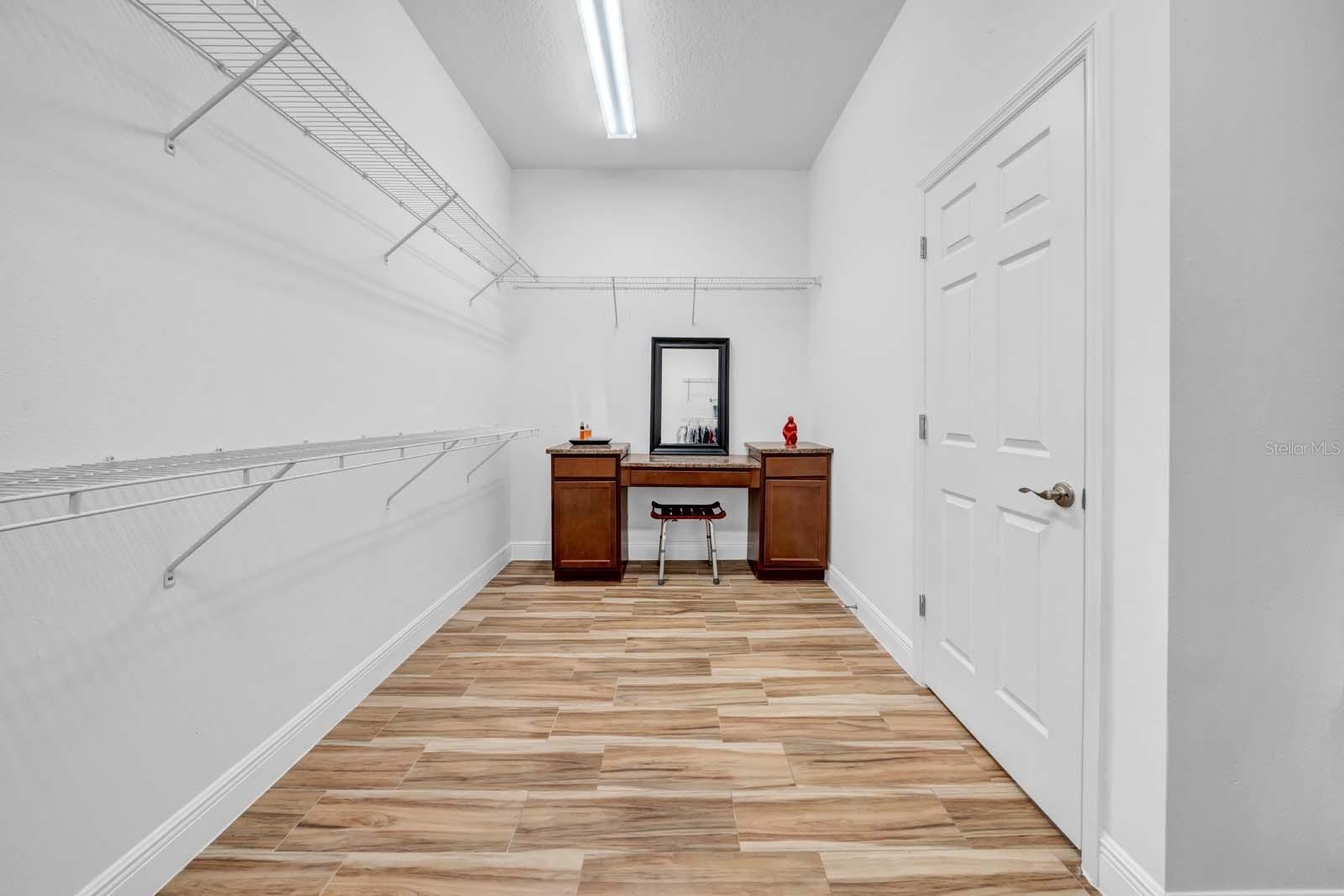 Image 21 of 65 For 32624 Summerglade Drive
