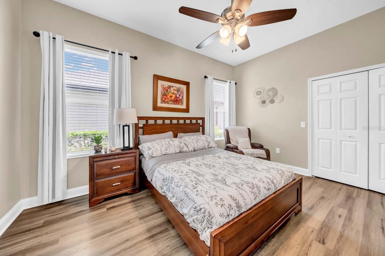 Image 32 of 65 For 32624 Summerglade Drive